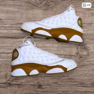 Boys AIR JORDAN 13 XIII Retro Wheat White Holiday 2023 Youth Size 3